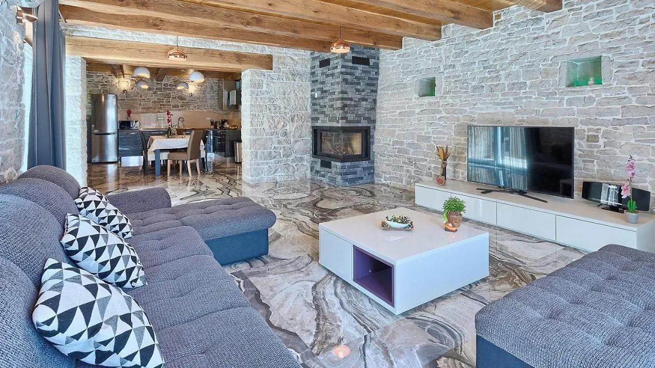 Beautiful Istrian Villa Patrick With A Pool Pazin
