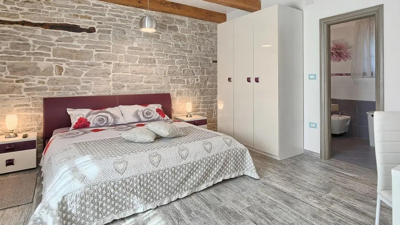 Beautiful Istrian Villa Patrick With A Pool Pazin 0*,